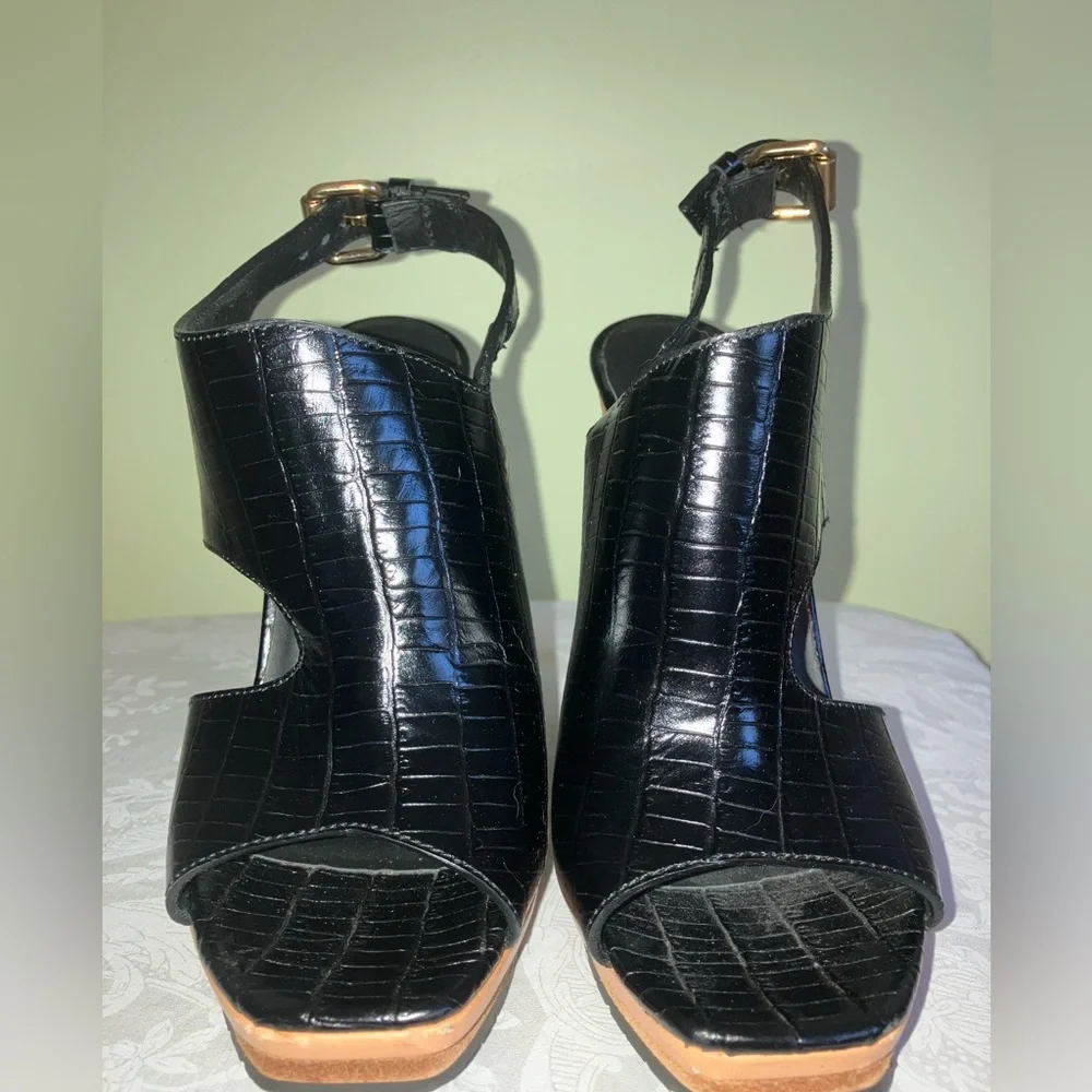 Rodarte designer heels shoes size 6 36.5 made in Italy leather clear wedge NWOT
